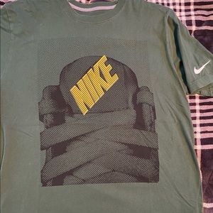 Nike T Shirt